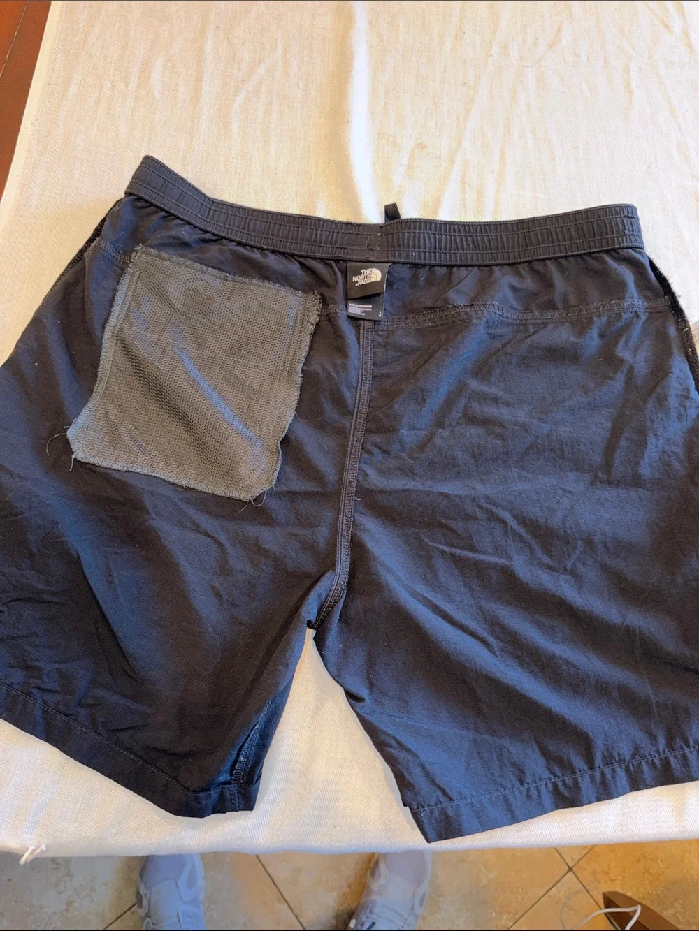 508111 The North Face Men’s Flashdry Pull On Adventure Shorts. Black, SZ L